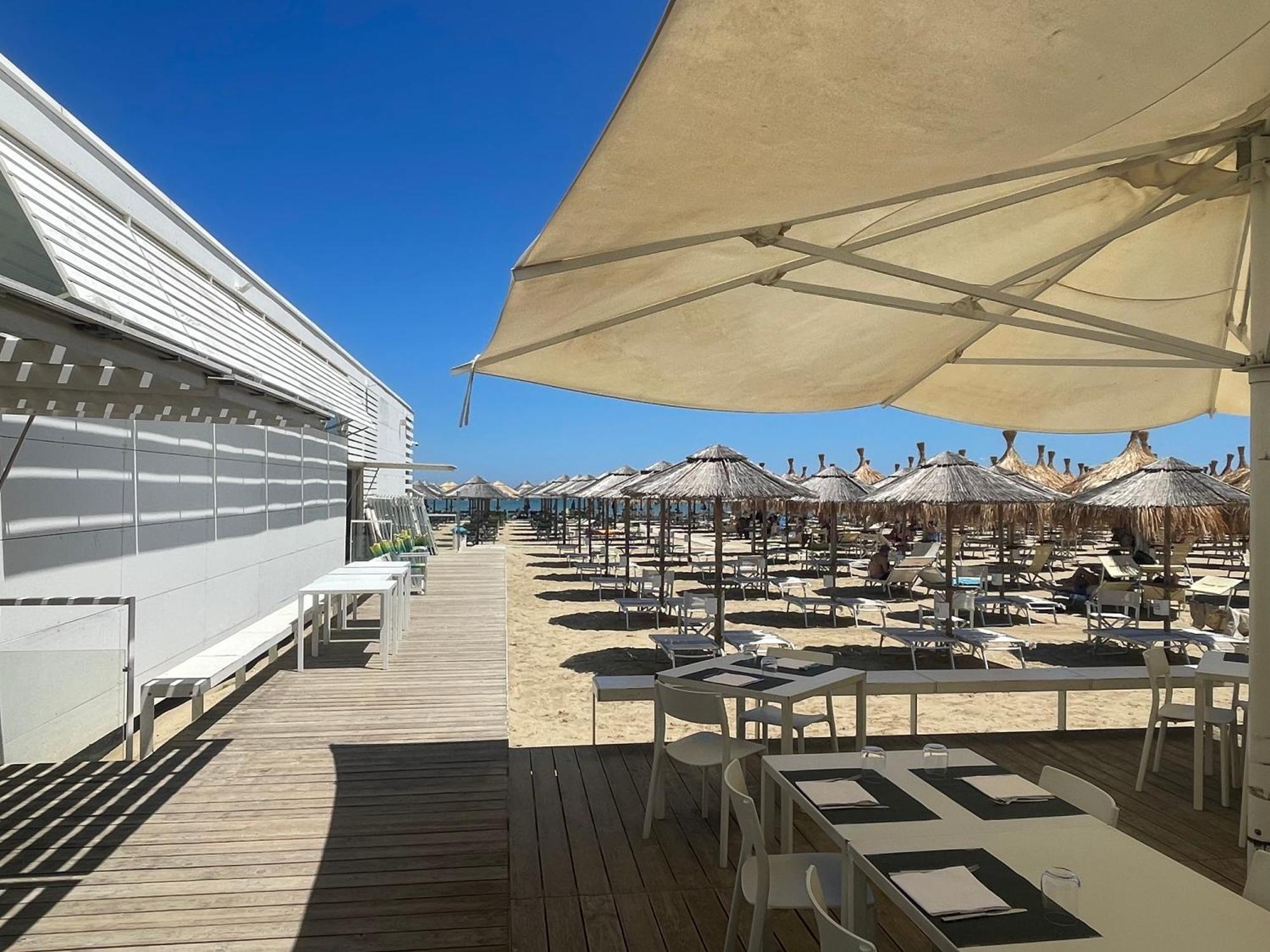 Carducci 83 Bed and Breakfast Pescara Exterior foto